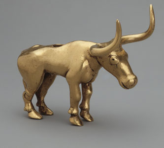 Figurita escultÓrica de toro con orificio en la espalda 