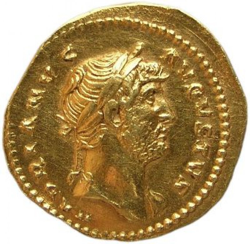 Áureo Años 125-128 d. C.